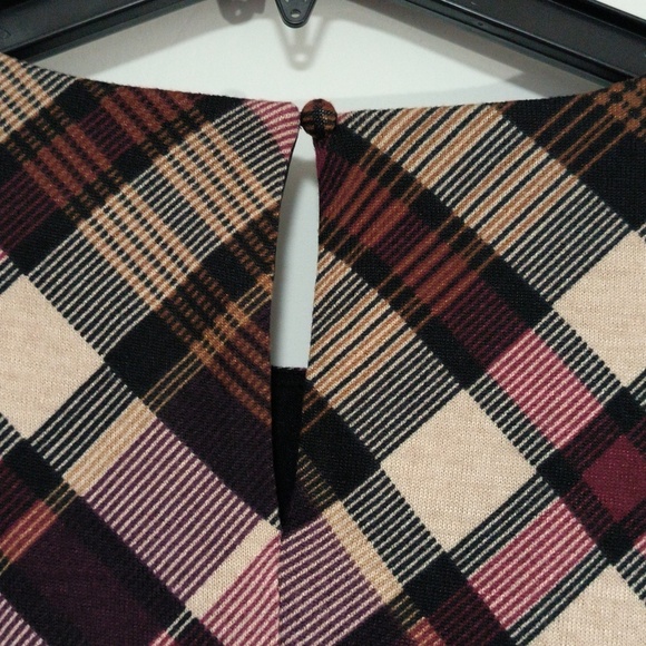 New Pretty Plaid Dress/ Size 1X - Picture 7 of 9